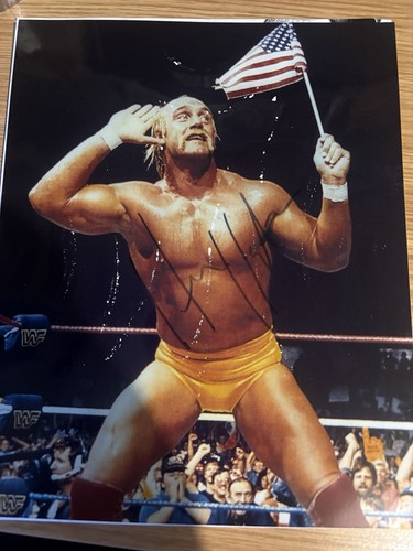 Hulk hogan signed - hogan, 8x10