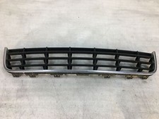 Kühlergrill Frontgrill Mitte Grill Stoßstange Vorne Audi A3 8P 8P3807647