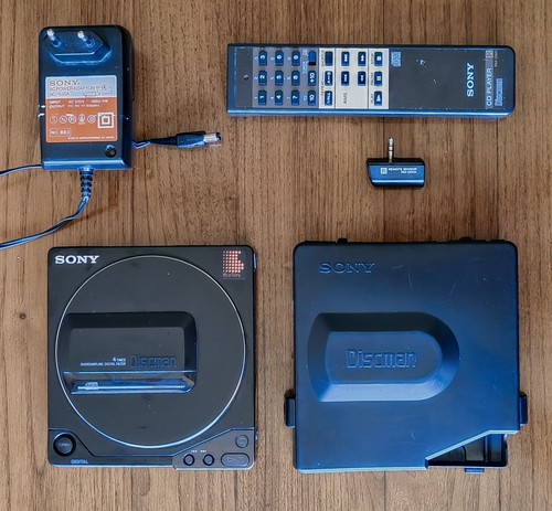 Sony discman - discman, •