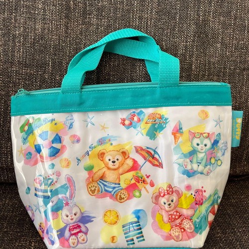 Duffy and friends lunch tote - friends,