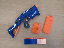 Nerf: N-Strike Elite Retaliator (Schulterstütze, 2 Magazine, 20 Darts)