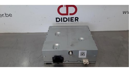Tesla model radio - model, modul