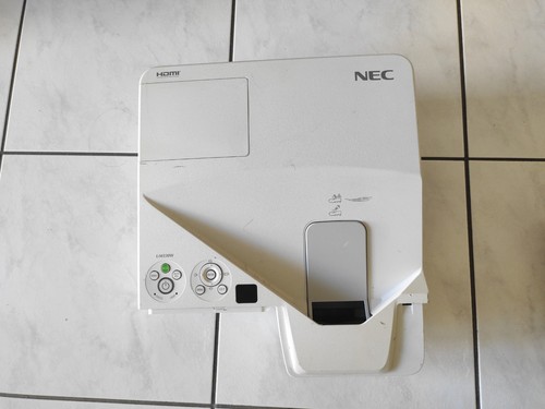 Nec um330w kurzdistanz beamer - um330w,