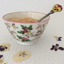 Porzellan offene Zuckerdose - Stiefmütterchen - unmarkiert - selten antik - 8,5cm/3'' Ø - sehr gut