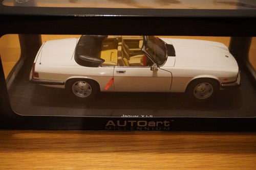 Autoart 73571 jaguar xj - 1:18,