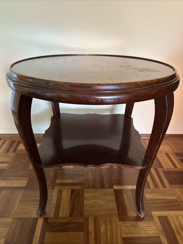 Antiker couchtisch aus - holz, in