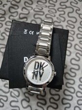 Uhr DKNY in silber sehr guter