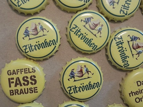 Kronkorken caps gelb - caps,