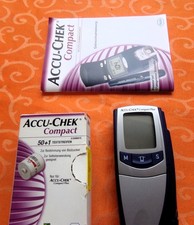 Blutzuckermeßgerät Akku-Check Compakt