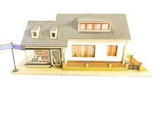 Vollmer H0 3723 Wohnhaus mit Fotoladen  fertig gebaut  #P  