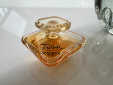 ? Lancôme *Tresor* EDT /Eau de Toilette 7,5 ml Parfum Miniatur/Mini Flakon ?