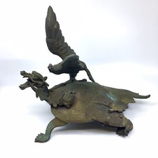 Schildkröte mit Drachenkopf *