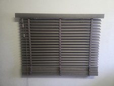 Holz Jalousie, 50 mm Lamellen, Braun/grau; inkl. Montagematerial