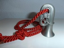 Miniatur Tuba aus Zinn. Blasinstrument aus Metall