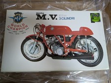 PROTAR 1/9 3CILINDRI PROTAR M.V. Agusta 500cc 3 Cilindri Kunststoff el Agostini