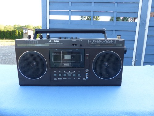 Skr 700 spielt foster - spielt,