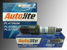 4 Zündkerzen Autolite Platin