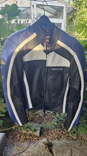 Motorrad-Lederkombi