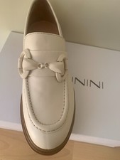 Baldinini 39 Slipper in Creme neu mit Karton