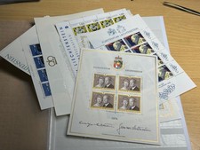 Liechtenstein Posten mit Postfrischen** Kleinbögen .