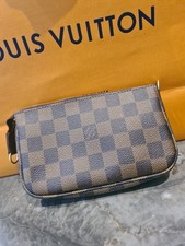 Louis Vuitton Bucket Bag