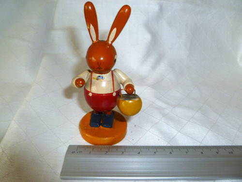 Alte figur hase mit korb - alte, von