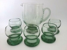 Saftservice / Glaskrug 5 Becher Recyclingglas blaugrün Landhaus Mediterran 70er 