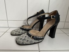 LOUIS VUITTON Pumps Gr. 36