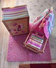 Puppenbett mit Kleiderschrank