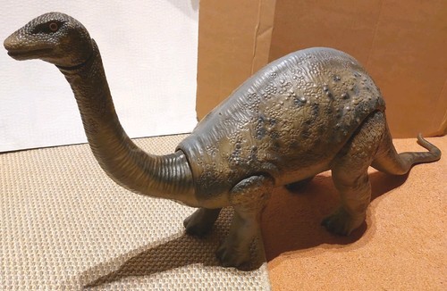 Brontosaurus dino riders - brontosaurus,