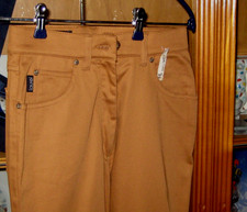 L A U R E L      J E A N S