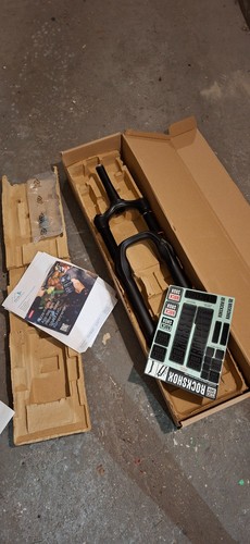 Rock shox yari 150 29 - yari,