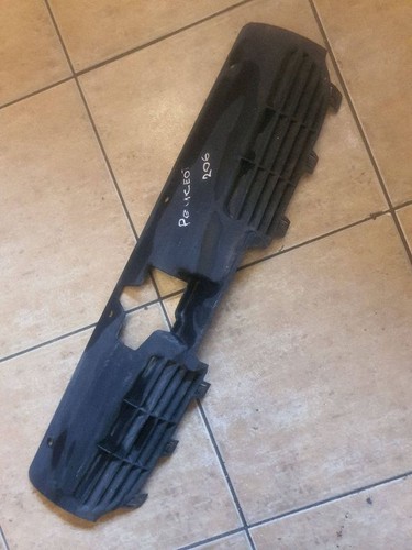 Peugeot 206 1999 oberes gitter - 206,