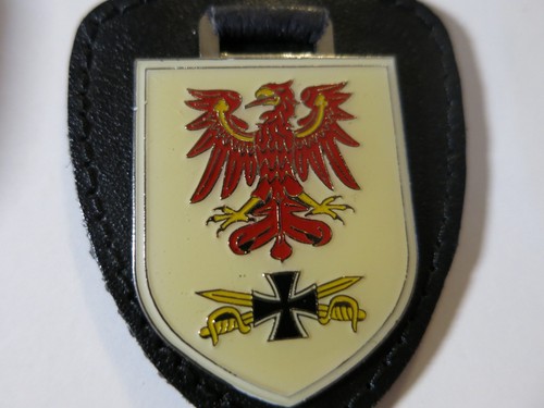 Brustanhänger - , /