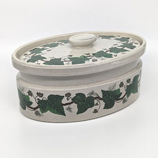 Wedgwood Oval Covered