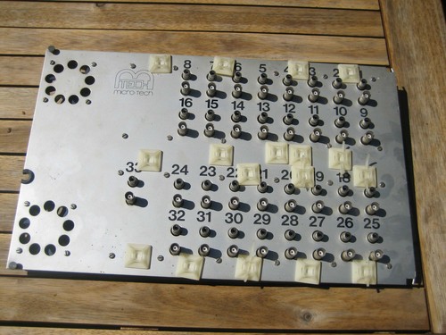 Backpanel mit cinch und - backpanel,