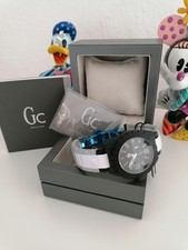 GC Guess Kollektion X76011G2S