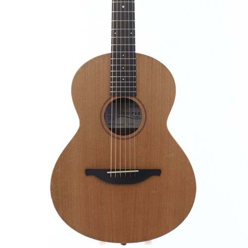 Sheeran lowden w01 - by, fukuoka
