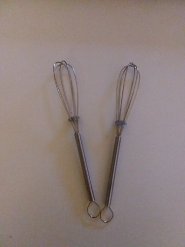 Zwei mini schneebesen - mini,