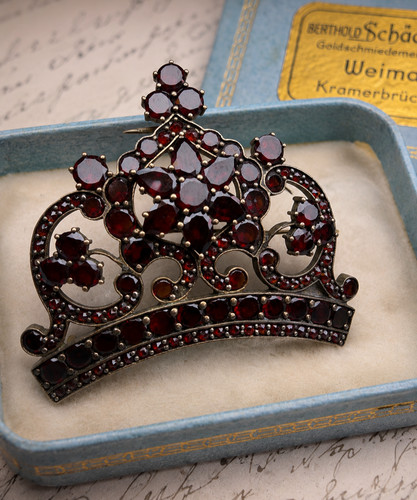 Granat brosche 1880 krone - 1880,,