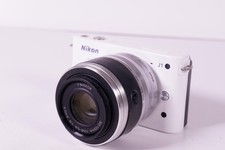 Nikon 1 J1 10.1MP Digitalkamera mit Nikkor 30-110mm