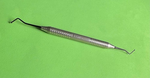 Kugelstopfer schwarz - 18,