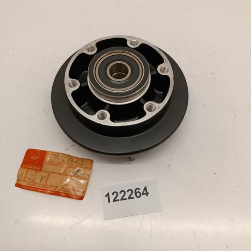 Holder for brake - , disc