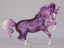 Breyer Pferd Stablemates Modellpferd Einhorn Mystery Unicorn Surprise Series Two