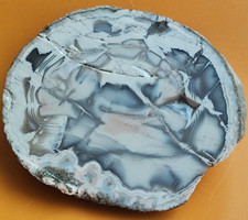 A8 - ACHAT - Steinbruch Juchem Niederwörresbach  ca. 10cm x 8,5cm x 2,5cm  396g