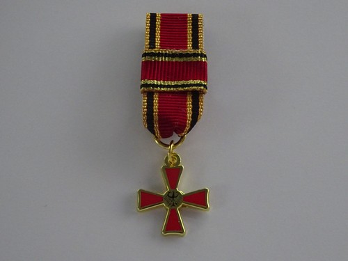 Bundesverdienstkreuz - (s1-15x),