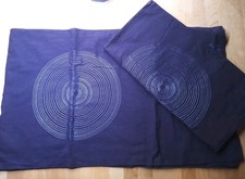 2x Tischdecke Tischläufer  ca. 140 x 42 cm 100 % Baumwolle Blau Kreise Gestickt