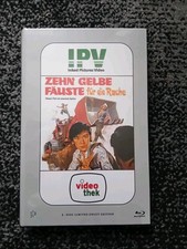 ZEHN GELBE FÄUSTE FÜR DIE