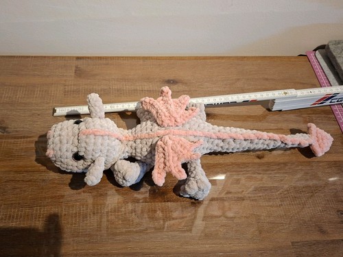 Gehäkelter drache amigurumi - gehäkelter,