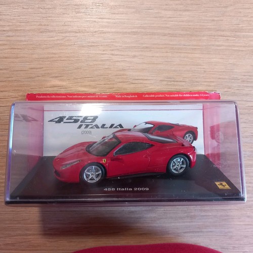 Modellauto altaya ferrari - 1:43,